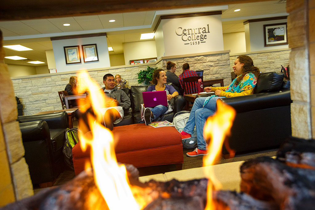 Central College students in the Maytag student Center.